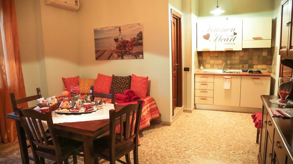 Casa Sant'Oronzo Apartment Lecce Ngoại thất bức ảnh